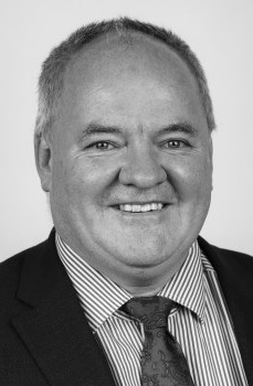 DamianWhite BW 2019 Cropped